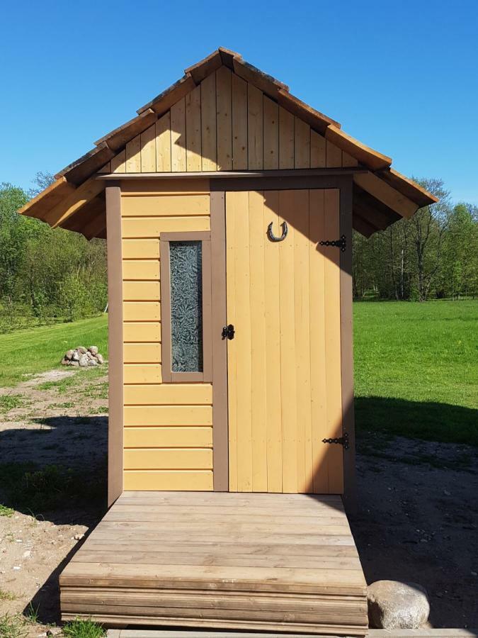 Risti Kodumajutus Apartment Lemsi Exterior foto